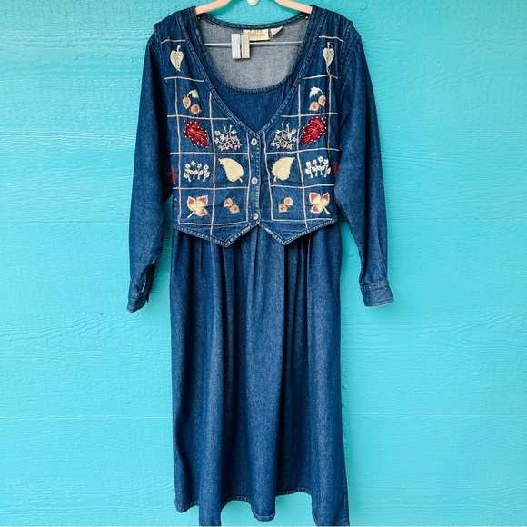 VINTAGE DENIM EMBROIDERED VESTED MAXI DRESS POCKETS EMPIRE WAIST SIZE LARGE - Picture 1 of 8